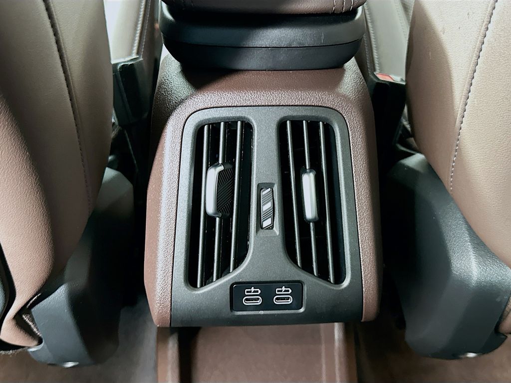 Thumbnail: 2025 BMW X1 - 25