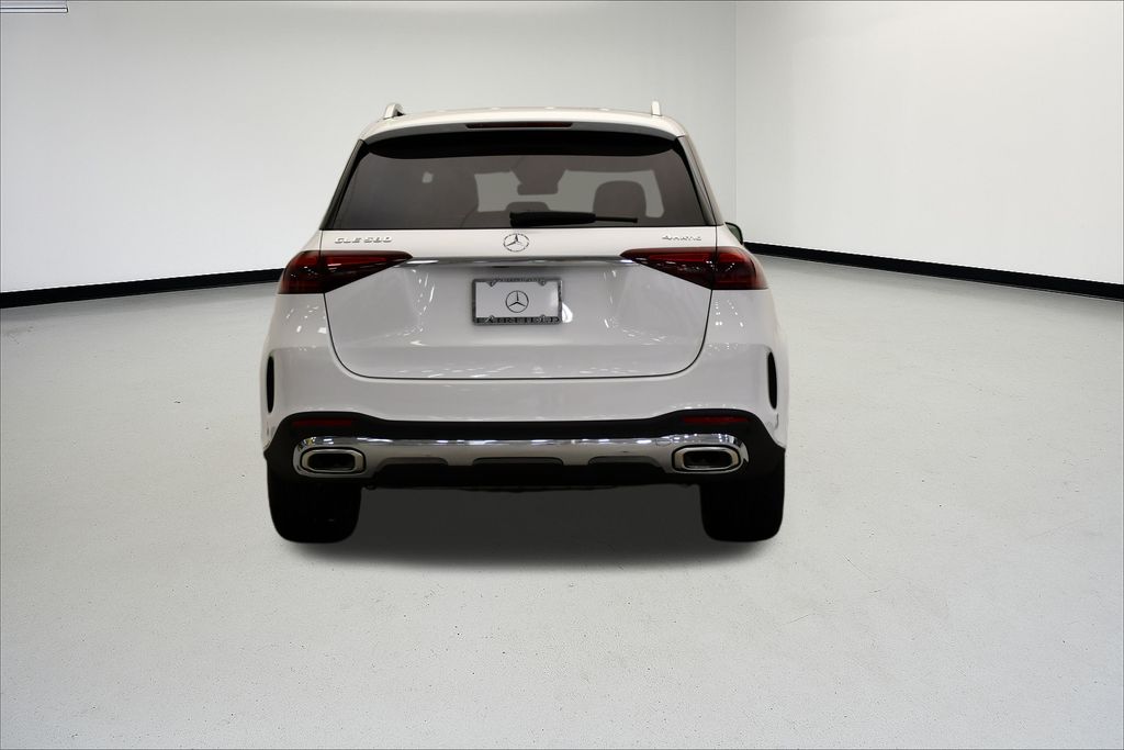 Thumbnail: 2026 Mercedes-Benz GLE - 4