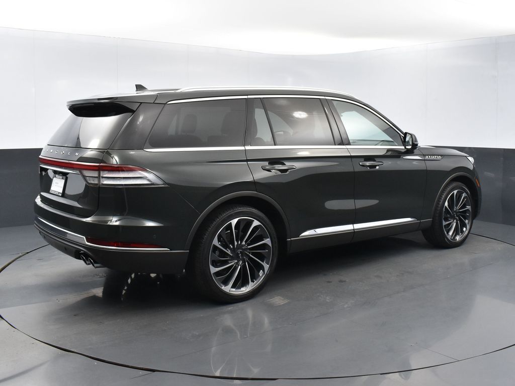 Green 2023 Lincoln Aviator Reserve RWD SUV / Crossover Rear-Wheel Drive Automatic
