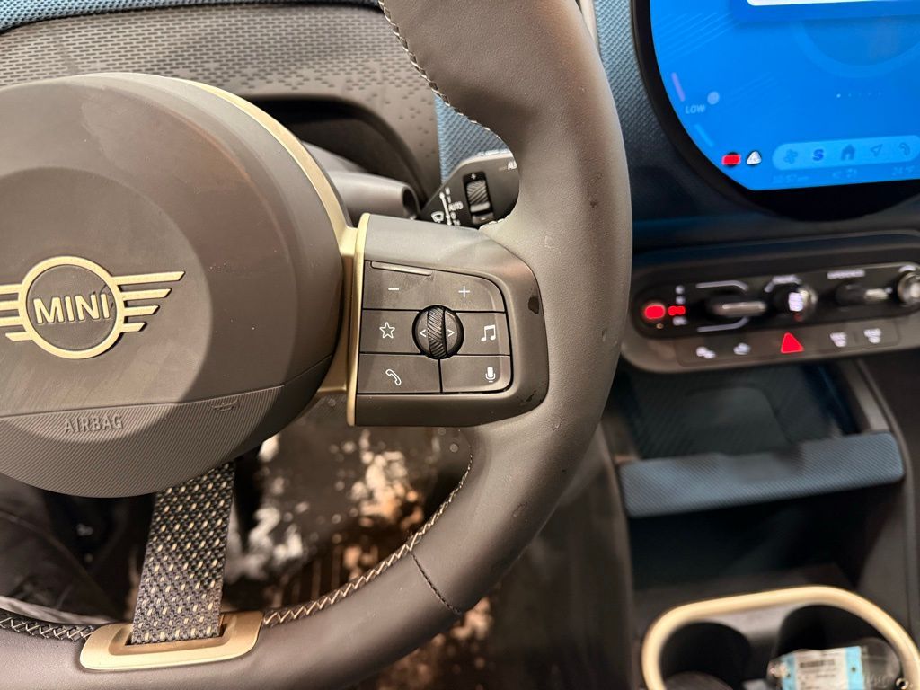 Thumbnail: 2026 MINI Cooper Countryman - 14