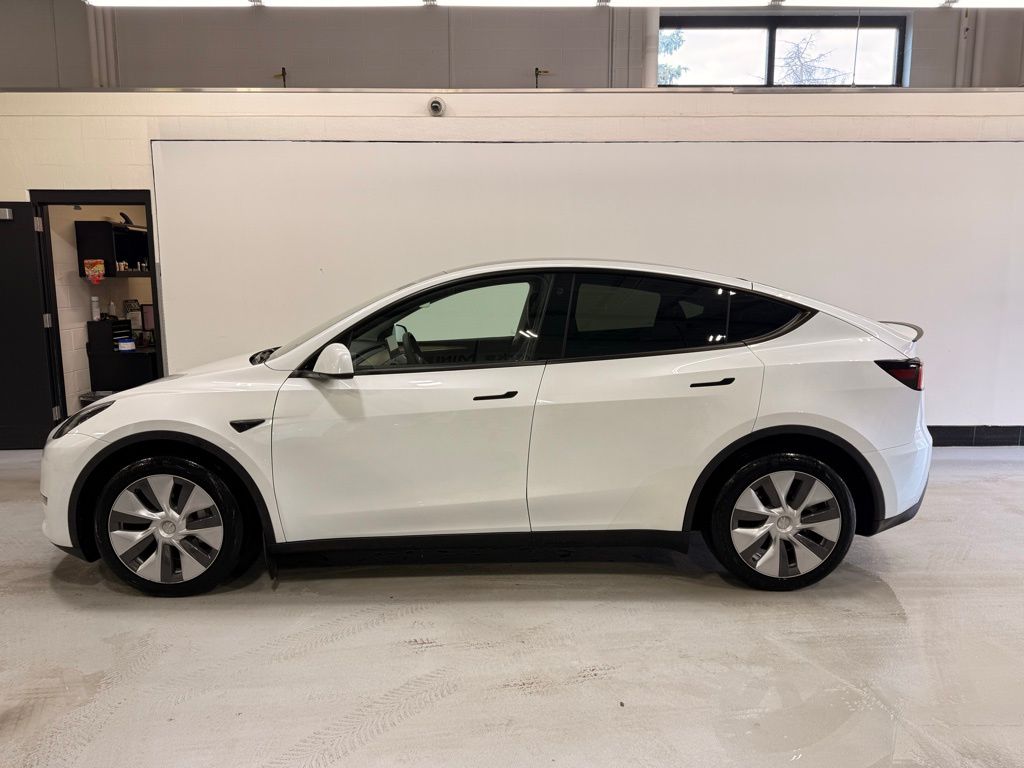 Thumbnail: 2023 Tesla Model Y - 2