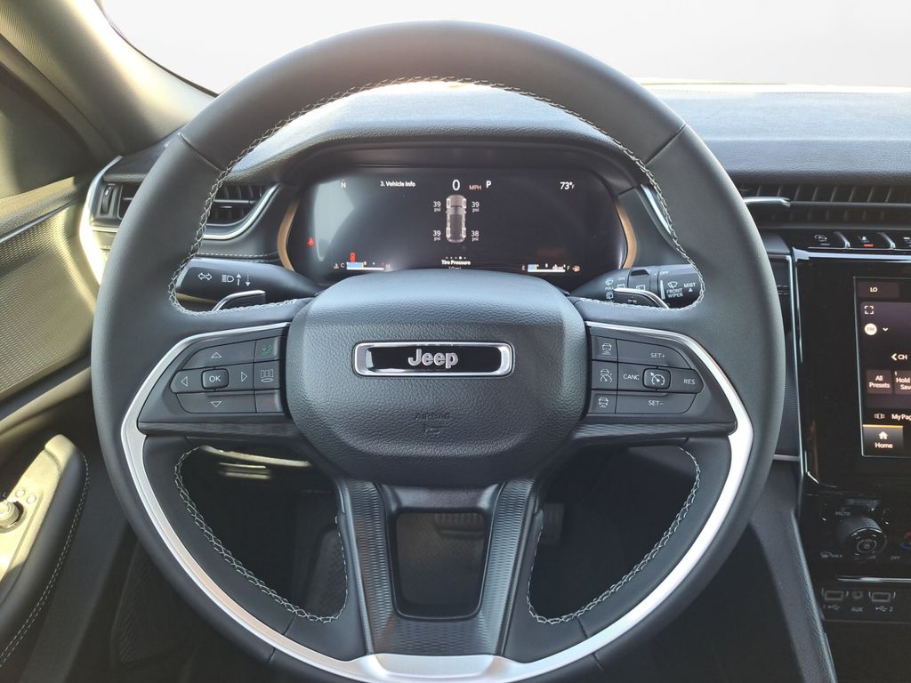 New Car 2025 Jeep Grand Cherokee  Laredo X For Sale Under $35,000 In Austin, Texas