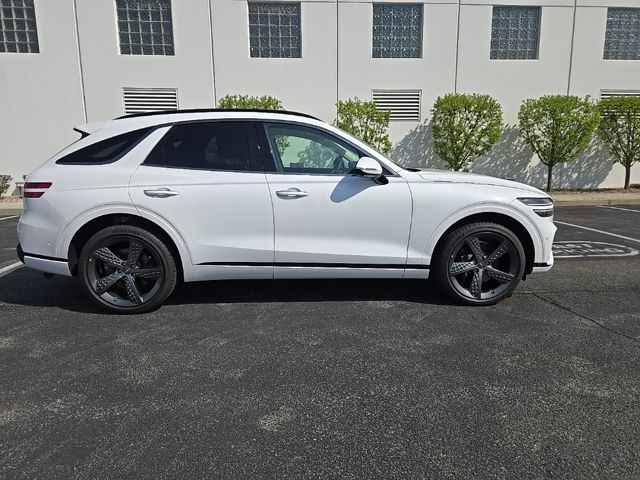 2025 Genesis GV70  9