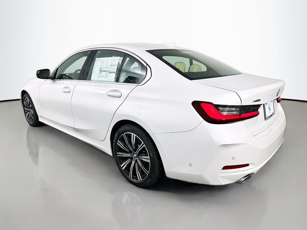 Thumbnail: 2026 BMW 3 Series - 7