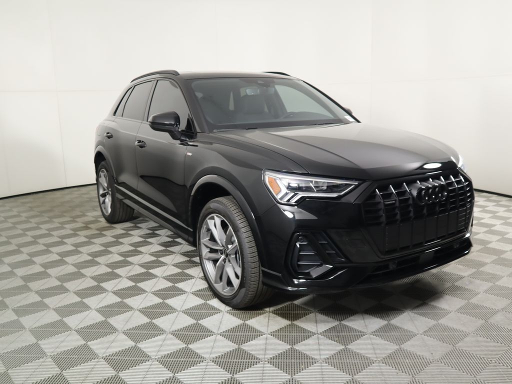 2025 Audi Q3  3