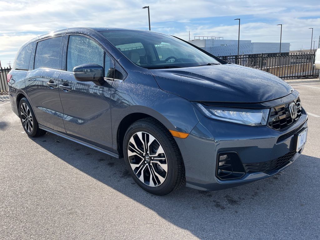 Thumbnail: 2026 Honda Odyssey - 3