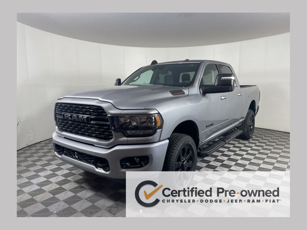 Billet Silver Metallic Clearcoat 2024 RAM 2500 Big Horn Crew Cab 4WD Pickup Truck Four-Wheel Drive 8-Speed Automatic