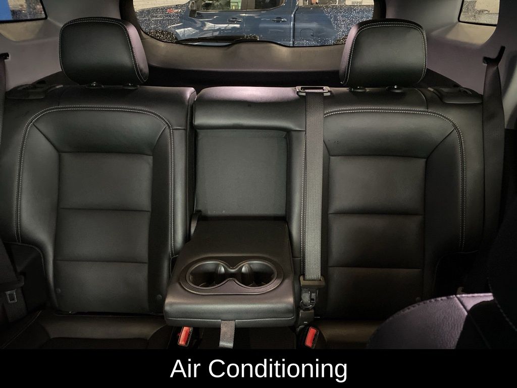 Used 2024 Black GMC SLT image 13