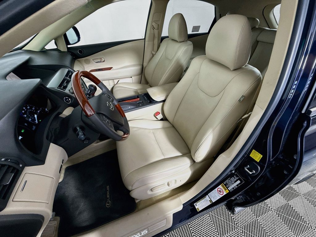 Thumbnail: 2010 Lexus RX - 22