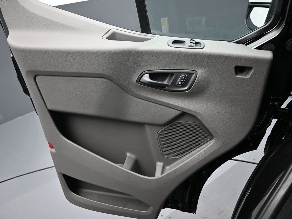 2024 Ford Transit 350 XLT