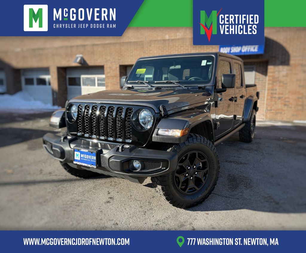 2021 Jeep Gladiator Willys Crew Cab 4WD