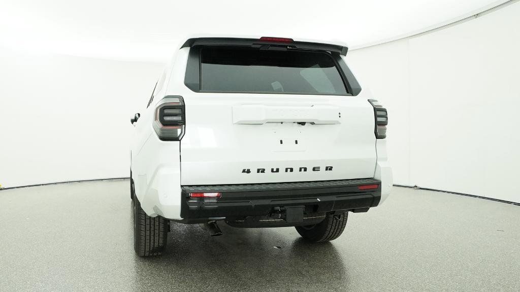 Thumbnail: 2025 Toyota 4Runner - 7