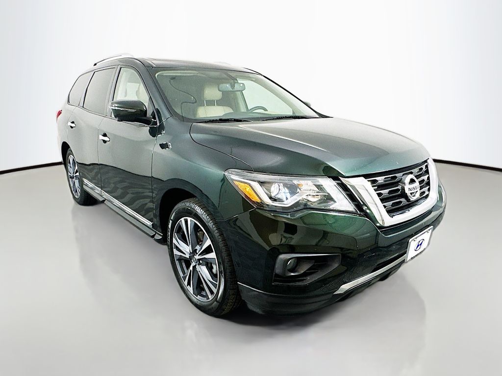 2019 Nissan Pathfinder Platinum 3