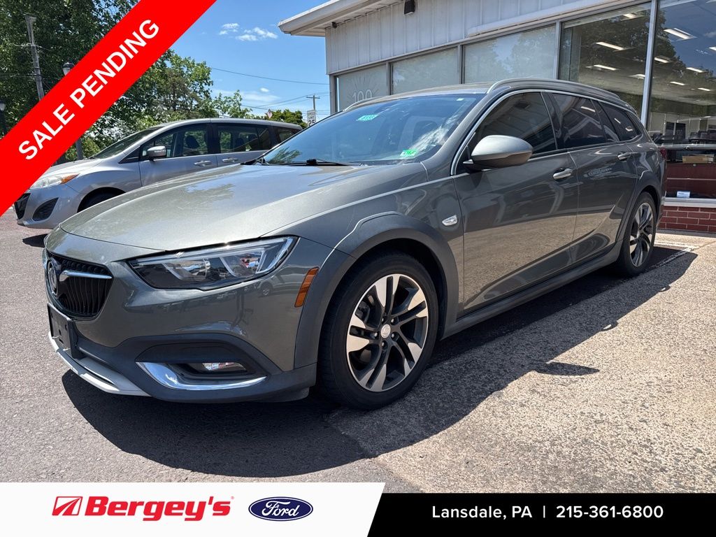 Smoked Pearl Metallic 2018 Buick Regal TourX Essence AWD Wagon All-Wheel Drive 8-Speed Automatic