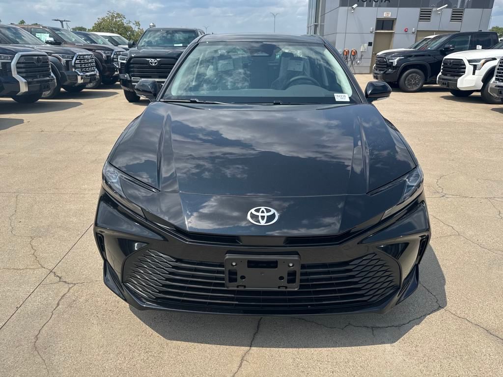 2025 Toyota Camry LE photo 2