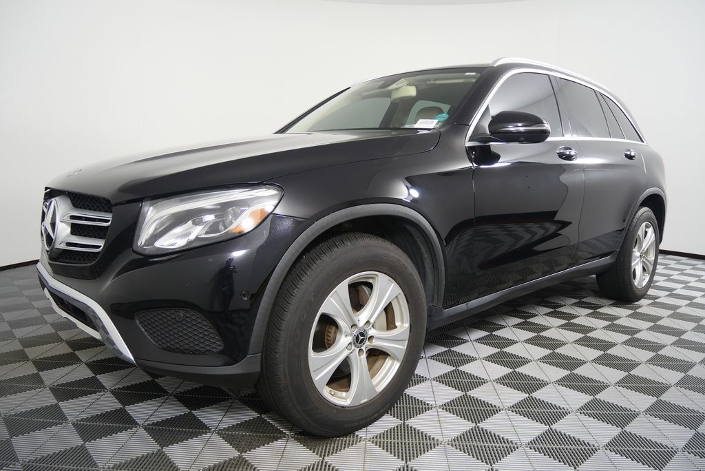 Thumbnail: 2018 Mercedes-Benz GLC - 8