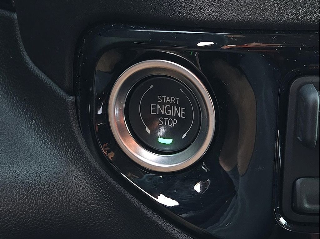 Used 2025 Chevrolet Silverado 1500 For Sale in Farmington, AR