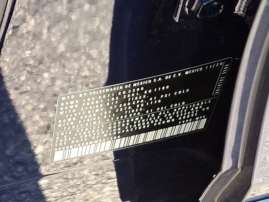 Thumbnail: 2021 Volkswagen Tiguan - 27