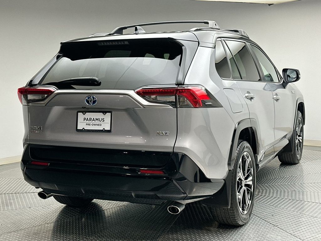 Thumbnail: 2023 Toyota RAV4 - 3