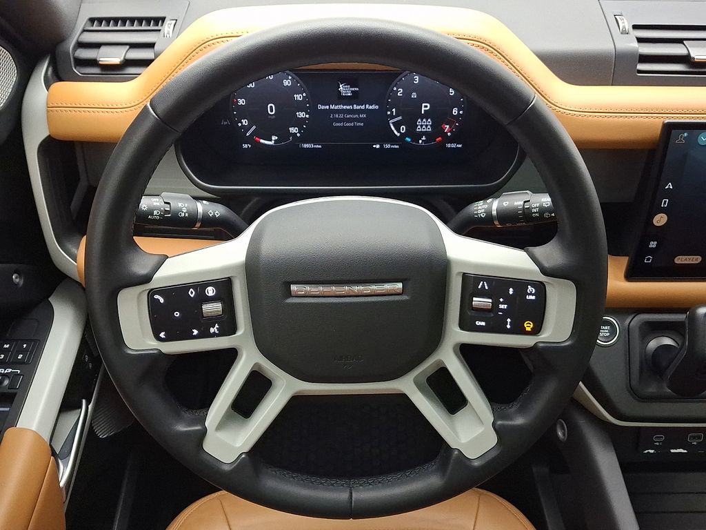 Thumbnail: 2024 Land Rover Defender - 21