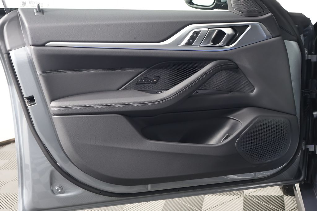 2025 BMW i4 xDrive40 7