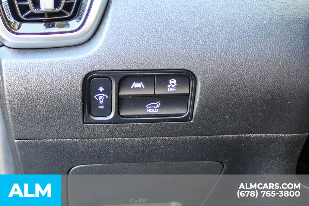 Used 2022 Black Kia SX image 32