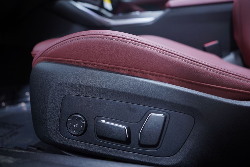 Thumbnail: 2026 BMW 4 Series - 15