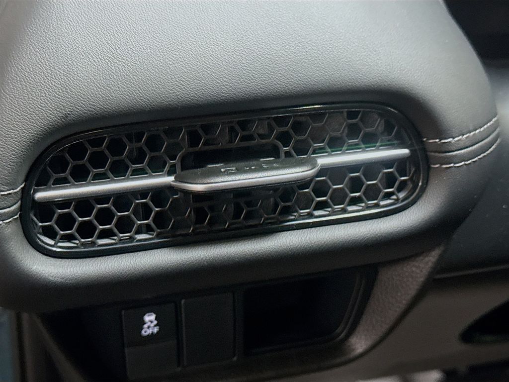 Used Car 2025 Honda Hr-v  Ex-l For Sale Under $30,000 In Austin, Texas