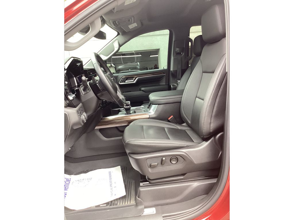 Used 2024 Chevrolet Silverado 1500 Truck