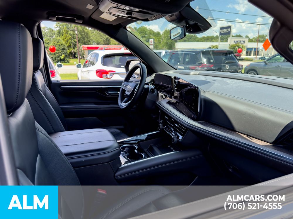 Used 2025 Black Chevrolet LT image 20