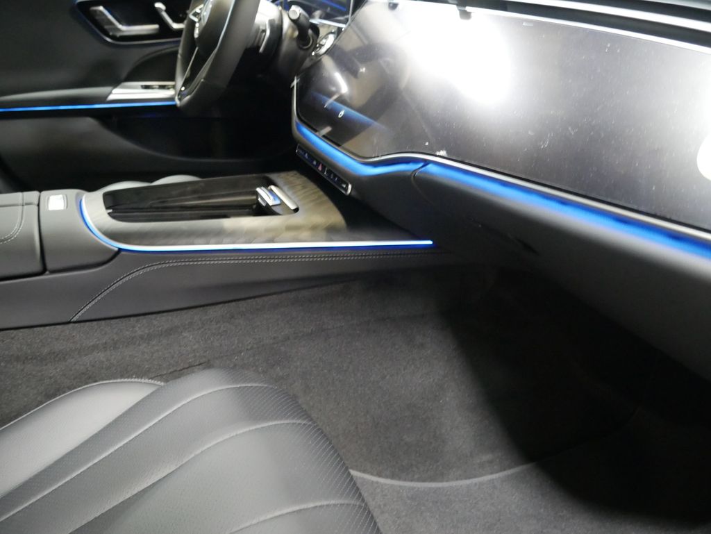 Thumbnail: 2026 Mercedes-Benz E-Class - 28