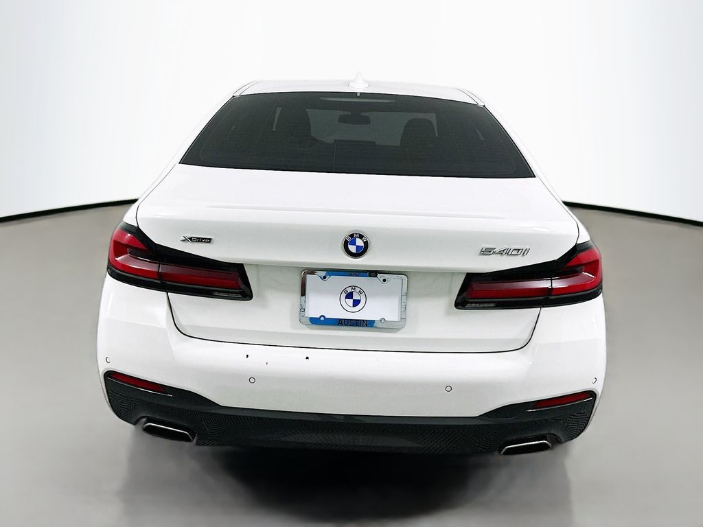 Thumbnail: 2021 BMW 5 Series - 6