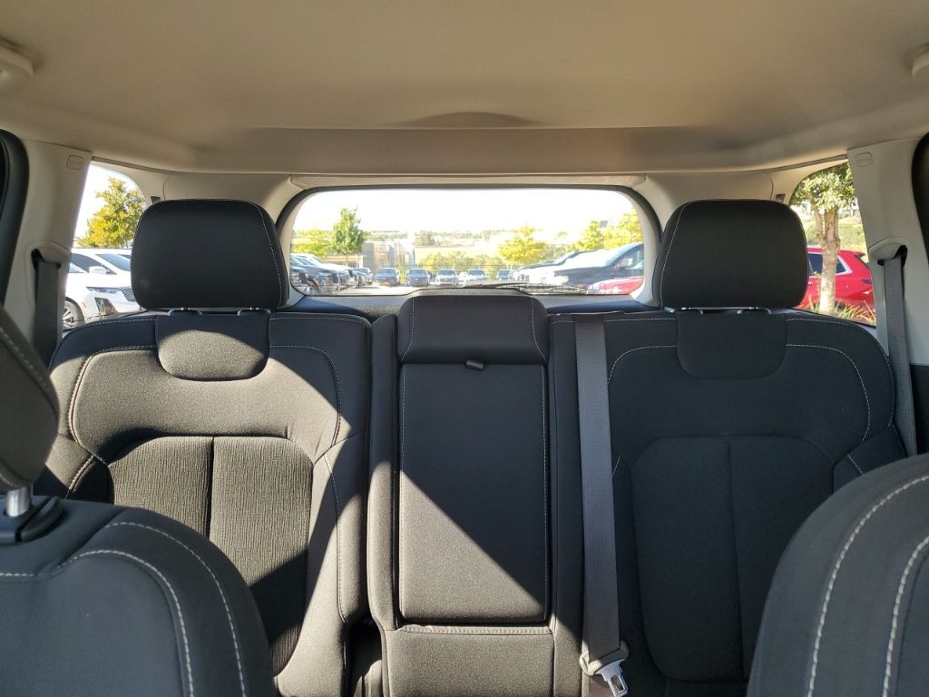 Used Car 2024 Jeep Grand Cherokee  Laredo For Sale Under $25,000 In Austin, Texas