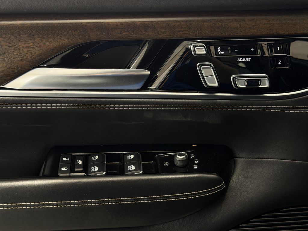 Used 2022 Jeep Grand Wagoneer SUV