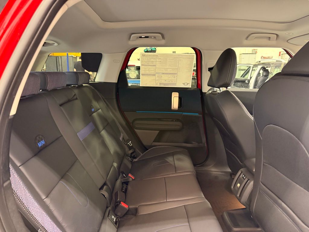 Thumbnail: 2025 MINI Cooper Countryman - 26