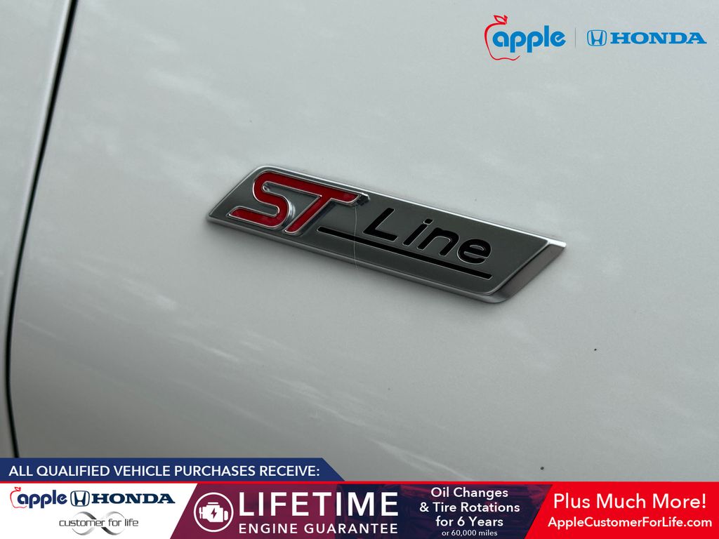 2024 Ford Explorer ST-Line
