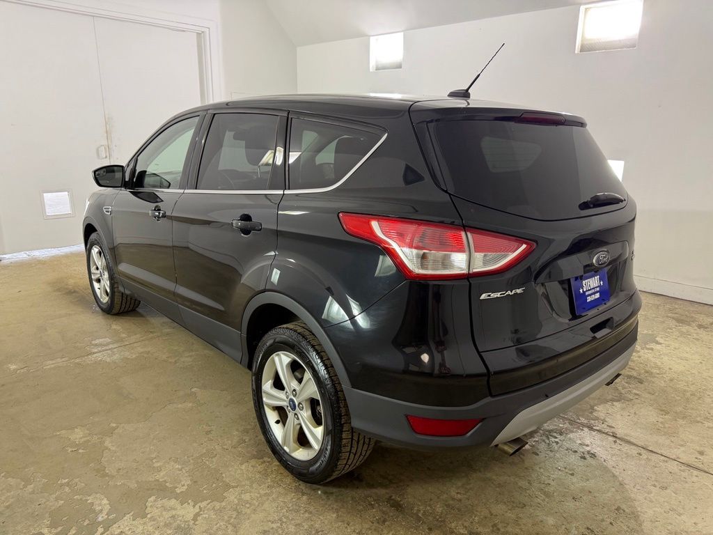 Photo 3 of 2016 Ford Escape SE