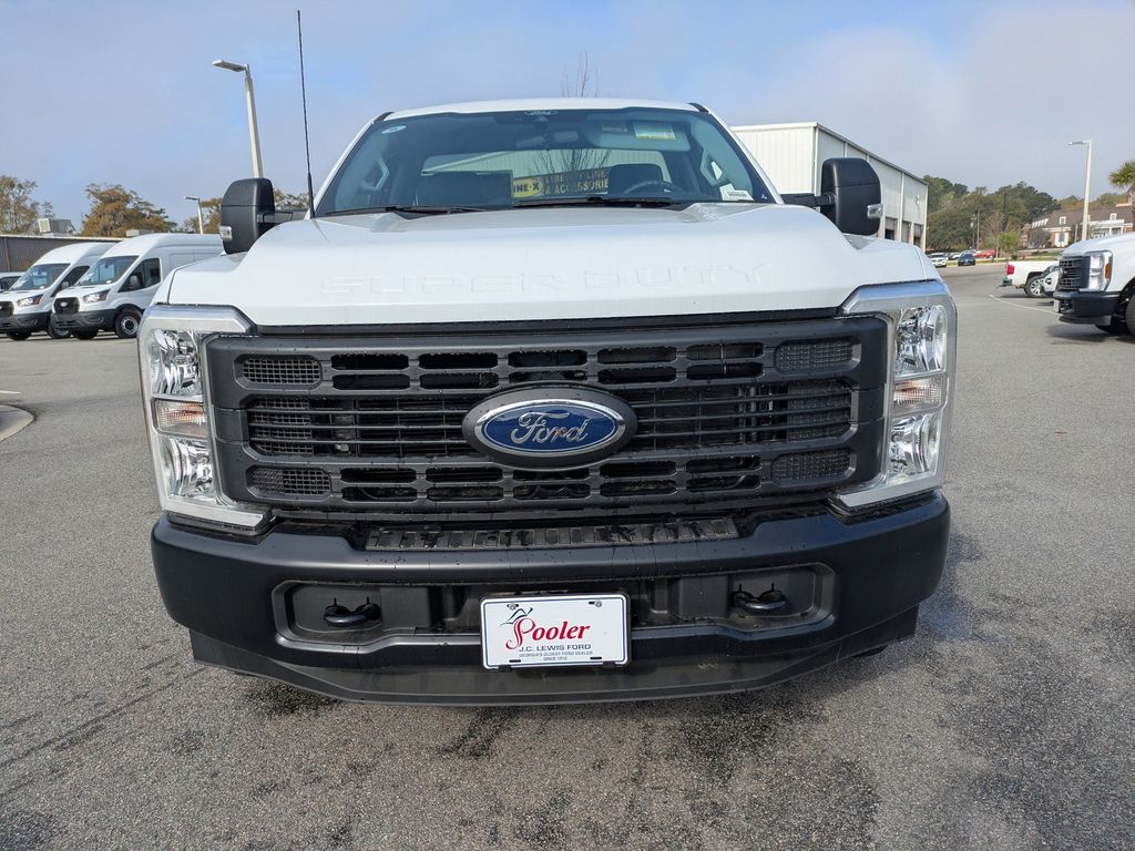 2026 Ford F-250 Super Duty XL - Photo 9