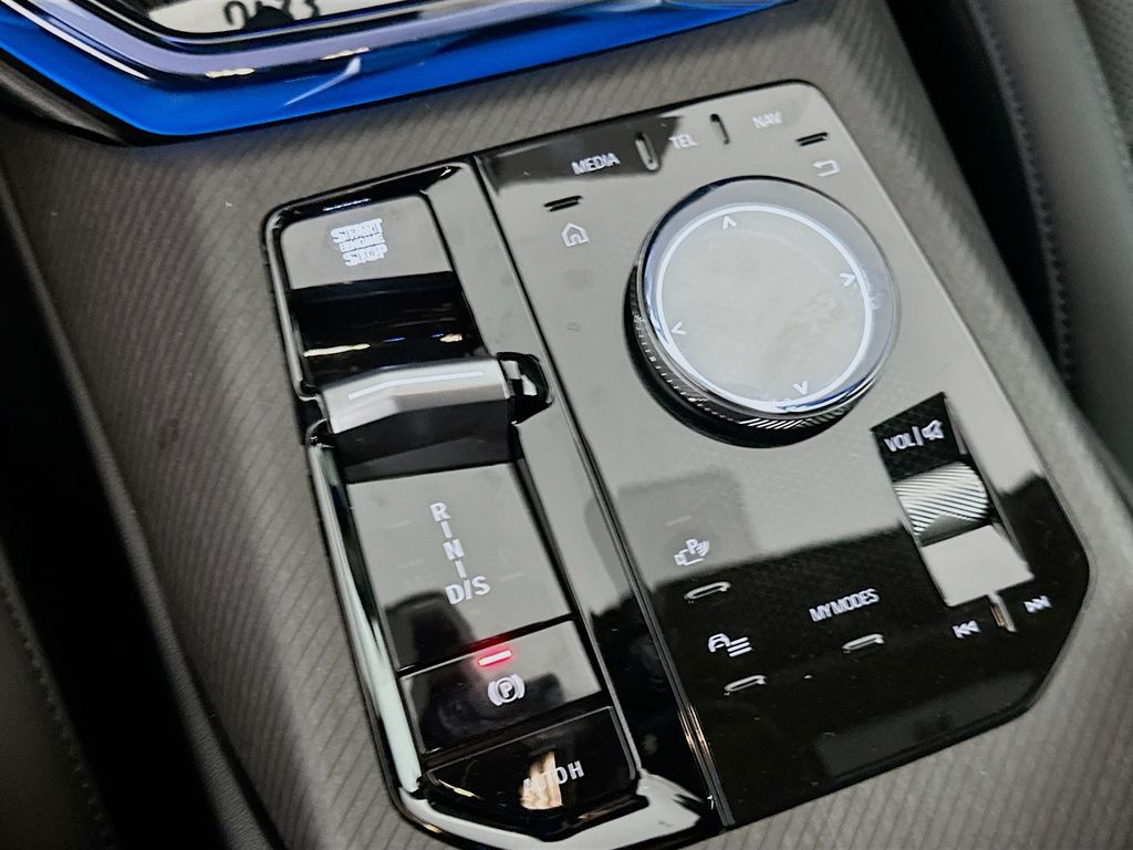 Thumbnail: 2026 BMW X3 - 15