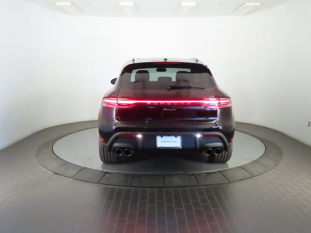 Thumbnail: 2026 Porsche Macan - 6