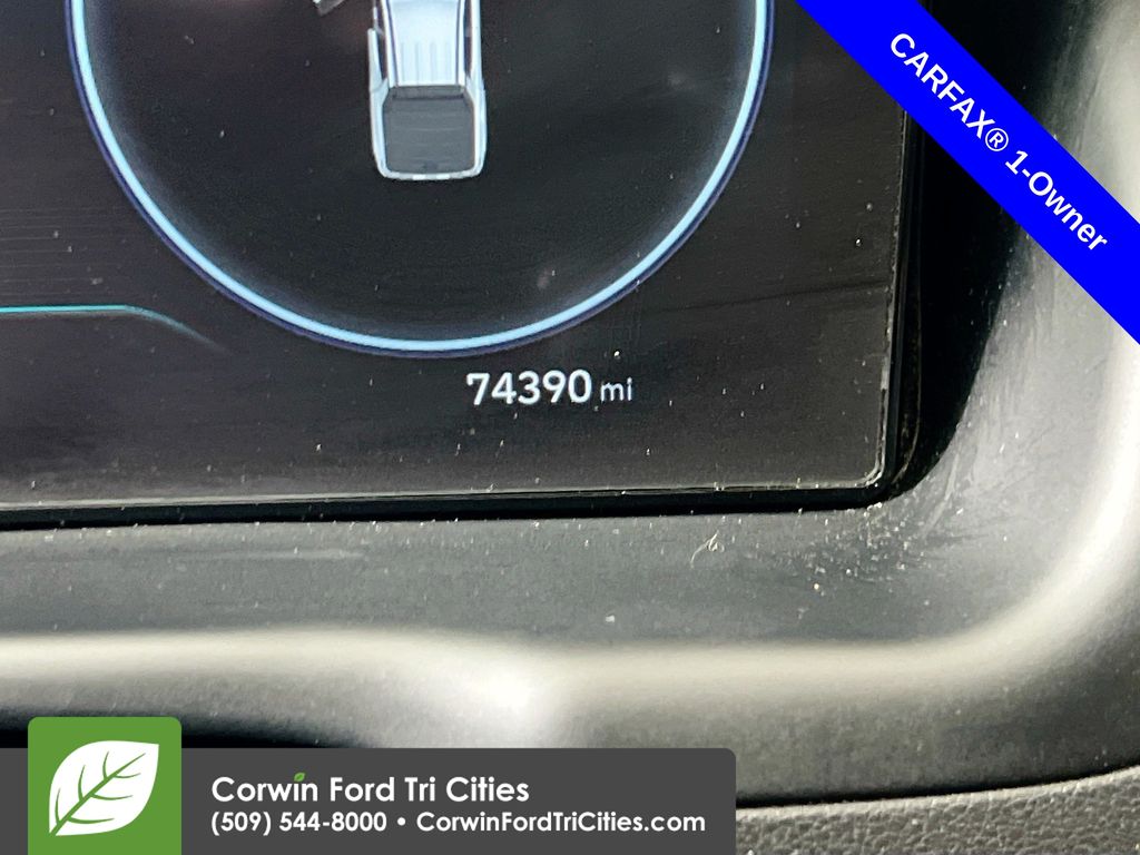 View vehicle photo 2