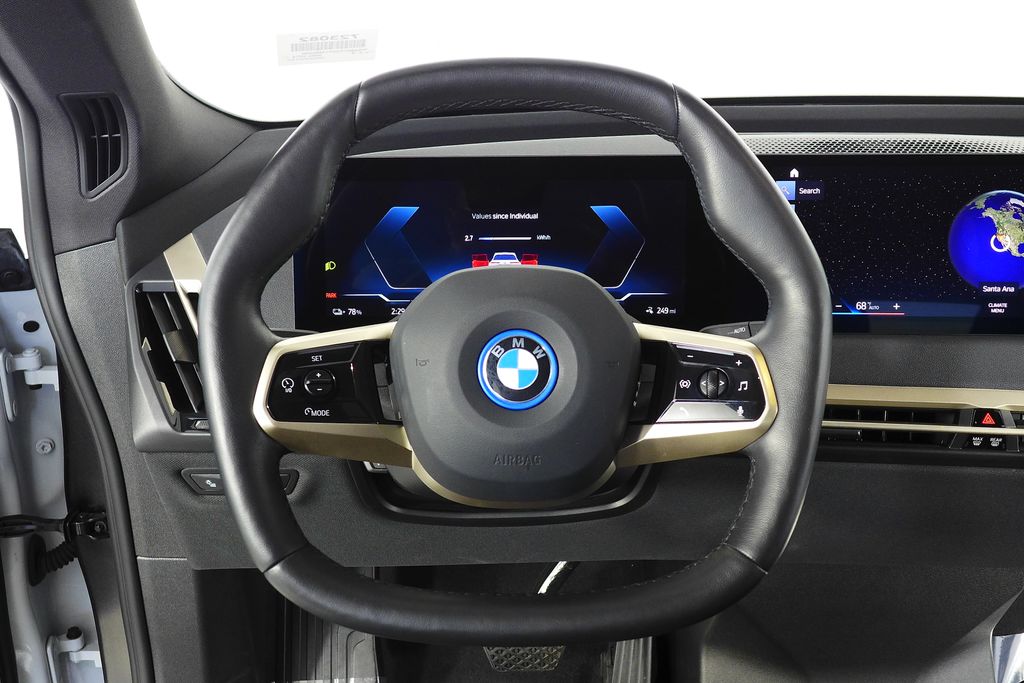 Thumbnail: 2023 BMW iX - 25