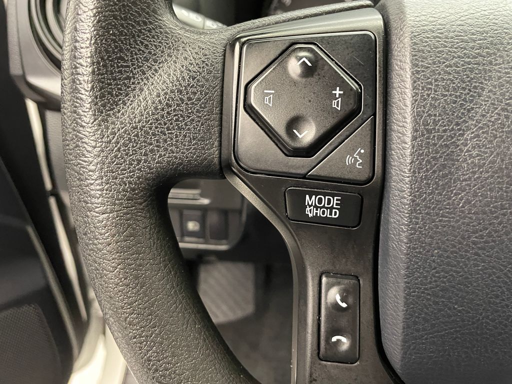 Thumbnail: 2018 Toyota Tacoma - 21