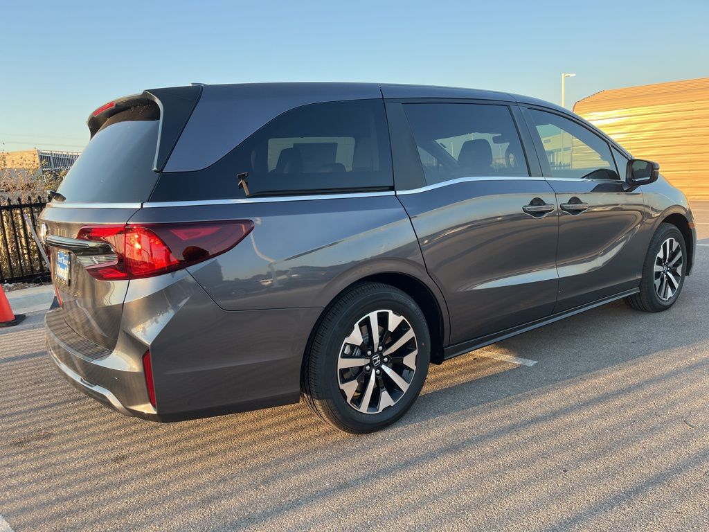 Thumbnail: 2026 Honda Odyssey - 3