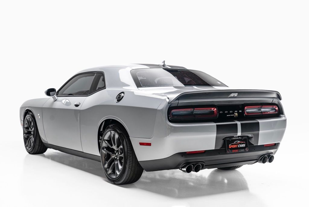 2021 Dodge Challenger - Thumbnail 8