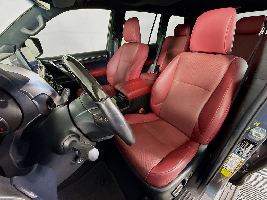 Thumbnail: 2023 Lexus GX - 20