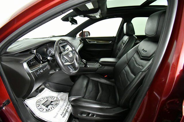 View vehicle photo 5