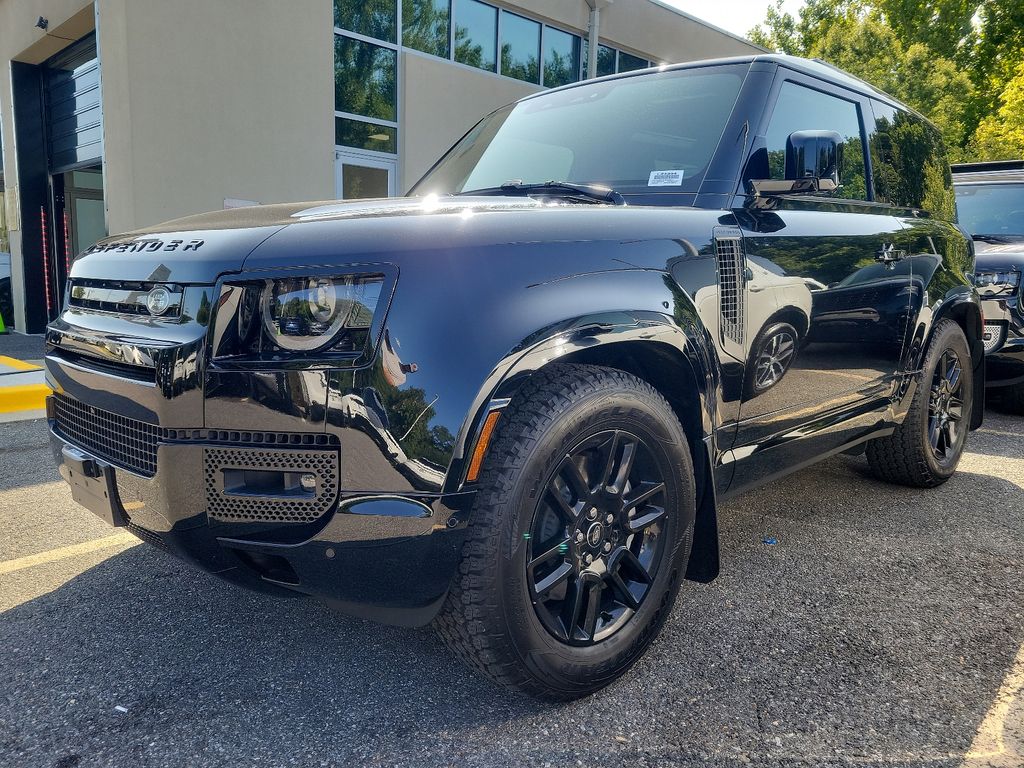 2024 Land Rover Defender 90 -
                Annapolis, MD