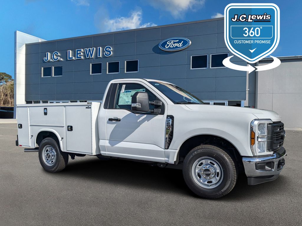 2025 Ford F-250 Super Duty XL