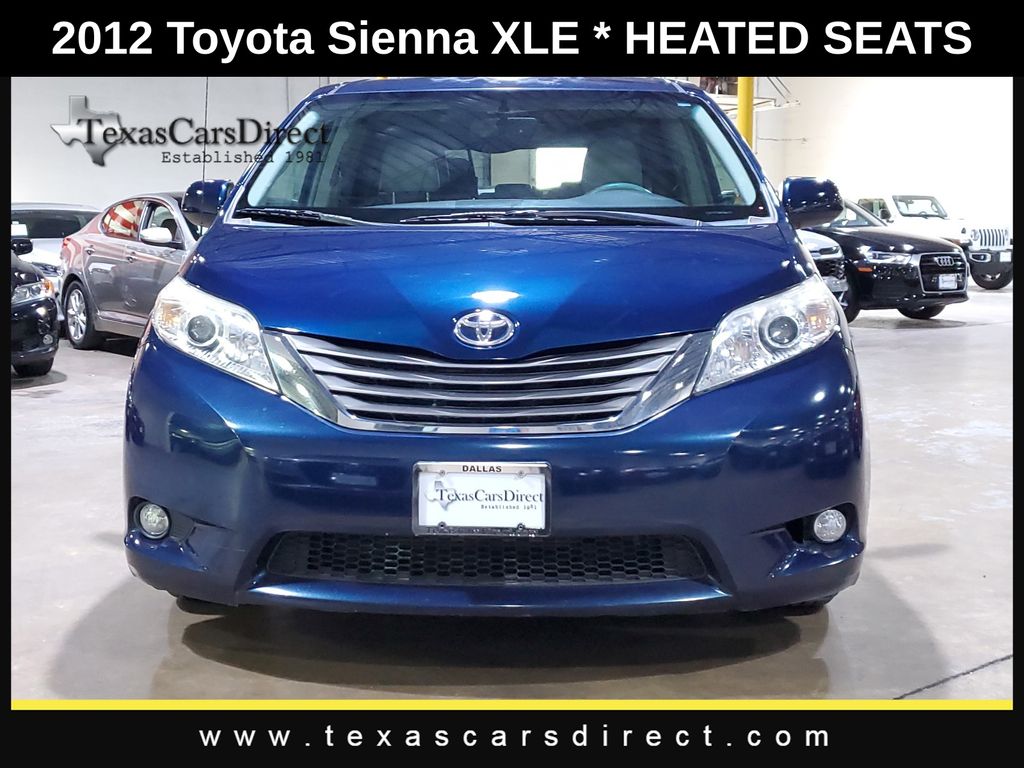 2012 Toyota Sienna XLE 2